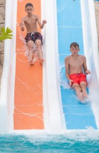 Conoce los mejores hoteles con toboganes en Tenerife